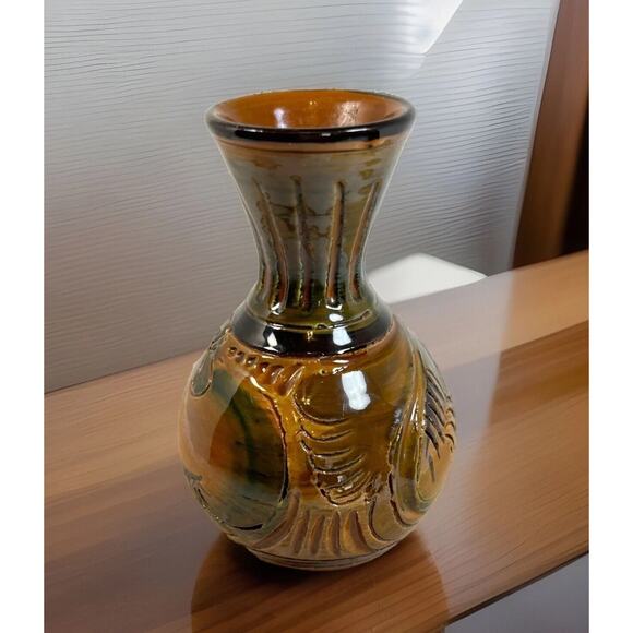 Studio Pottery Vase Carved Etched Glazed Brown Green Black 6" Italy Tuscan Fall - Picture 1 of 9